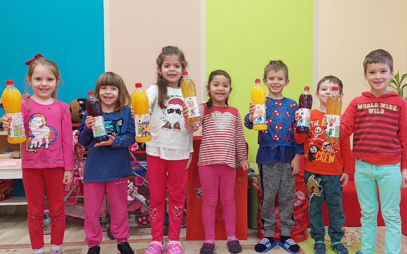 GYEA &aacute;ltal t&aacute;mogatott gyerekek