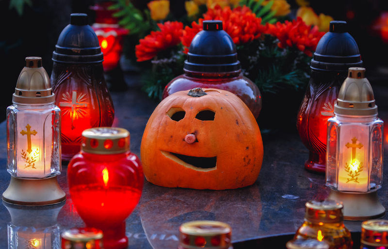 Melyik mikor is van? Halloween, mindenszentek és halottak napja